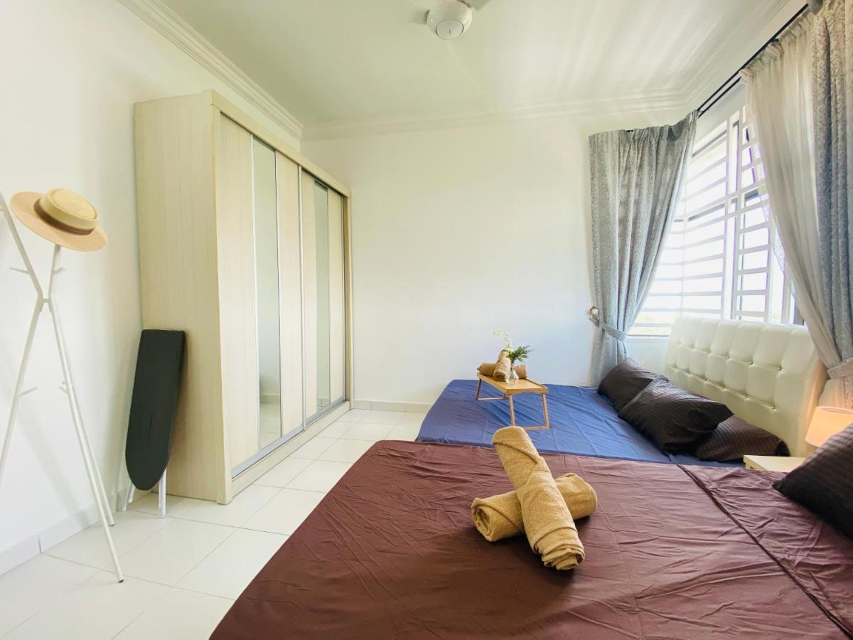 Cozy 1-10 Pax 4Qbeds 2Sbeds Shah Alam Sec7, I-City Eksteriør billede